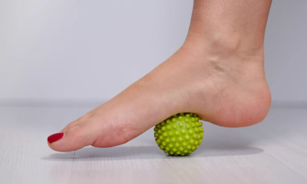 4 PT treatments for pain in the arch of your foot