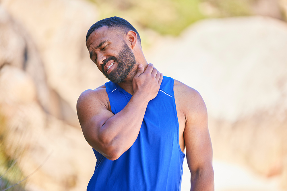 Worried about pain on the left side of your neck? This may be the reason why