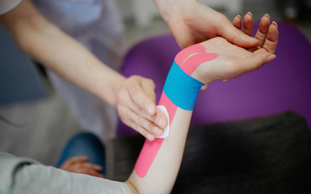 Forearm Muscle Strain: 5 Signs & Treatments That May Help You Heal